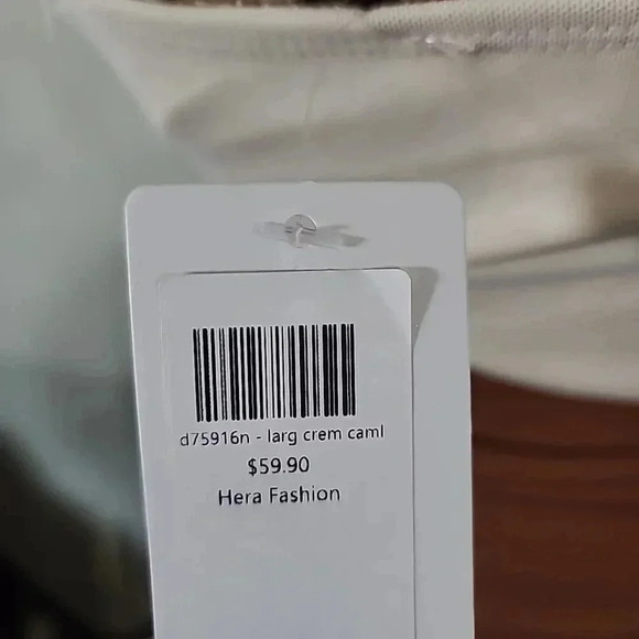 PRIVY Ruched open Keyhole Midi dress. NWT Size Large - Picture 7 of 8